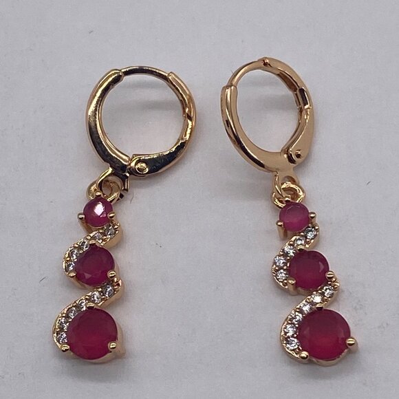 Huggie Hoop Earrings Women’s Pink Dangle Gold Plated Elegant Design - Picture 7 of 12